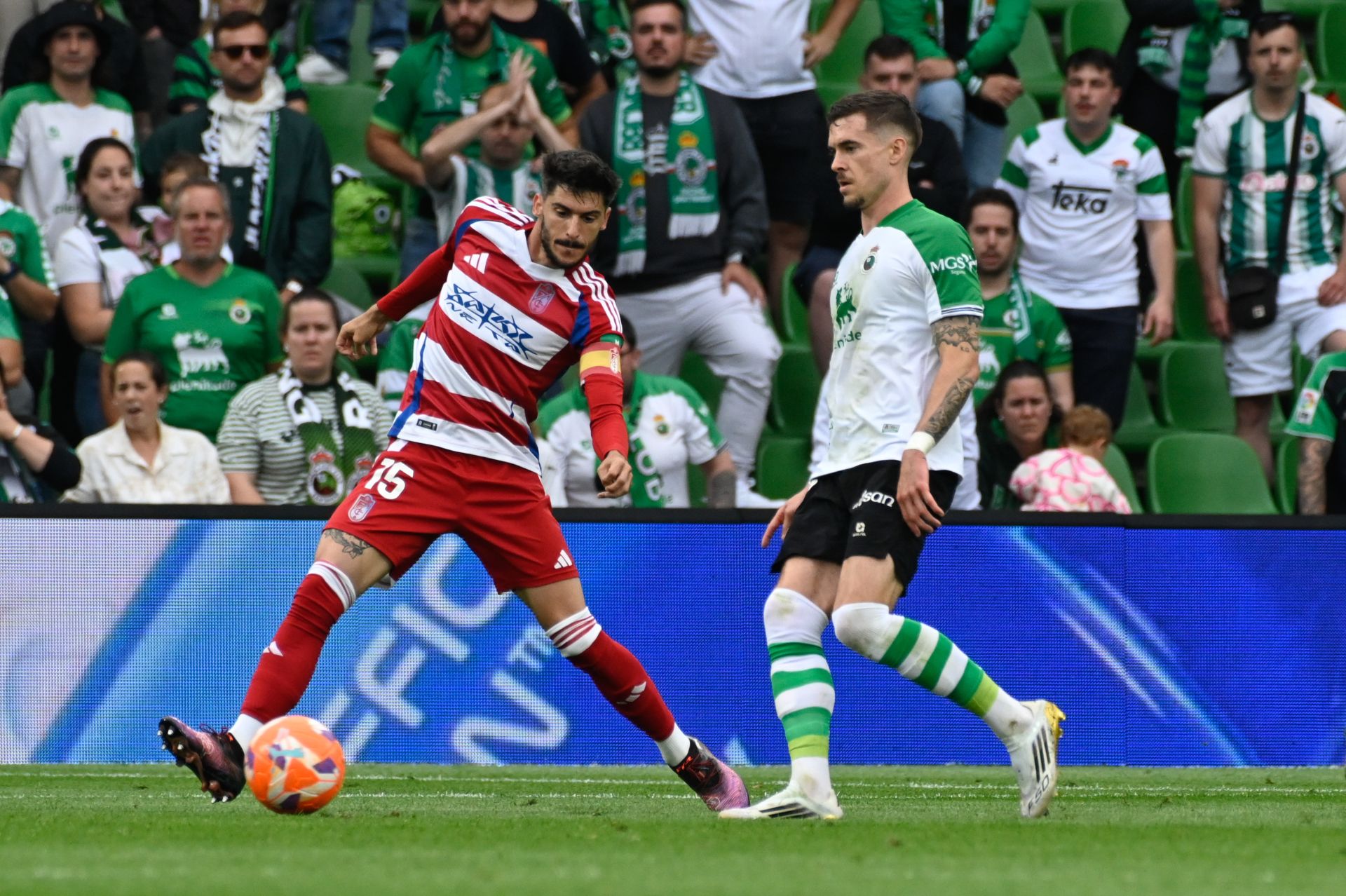 El Racing - Granada CF, en imágenes