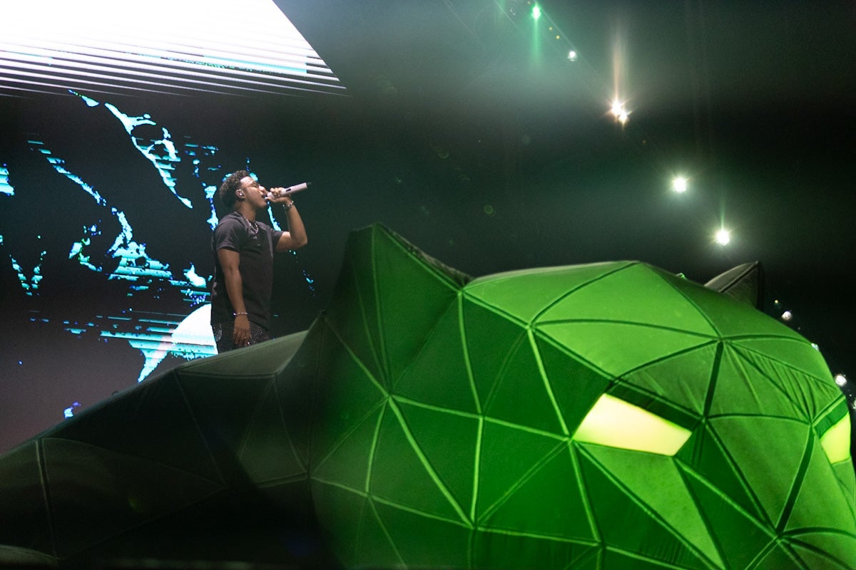 El concierto de Myke Towers en Granada, en imágenes