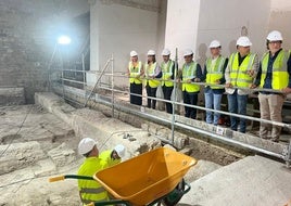 Visita a las obras que están en marcha en la iglesia de Santo Domingo.