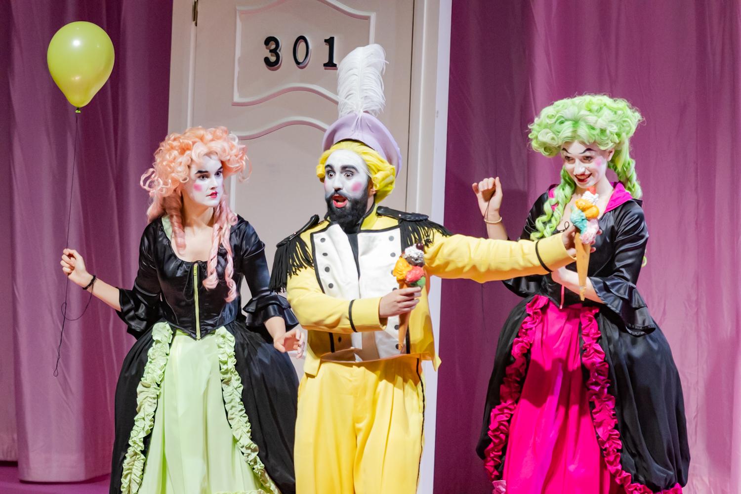 Las coloridas y divertidas imágenes de &#039;La cenicienta&#039;