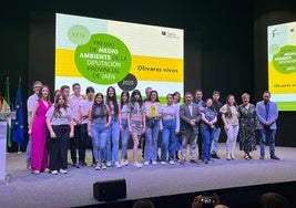 Alumnos de Martos, galardonados con uno de los premios de Medio Ambiente de Diputación.