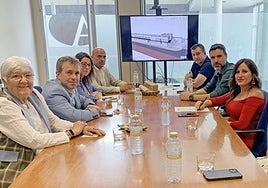 Reunión entre representantes del Ayuntamiento y de Aprompsi.