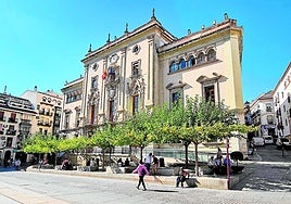 Ayuntamiento de Jaén, en la plaza de Santa María.