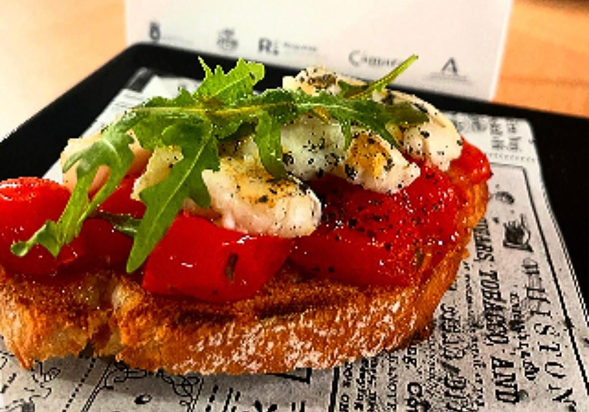 Sabor a la Mesa: cocina casera y con alma de Roquetas de Mar en cada bocado