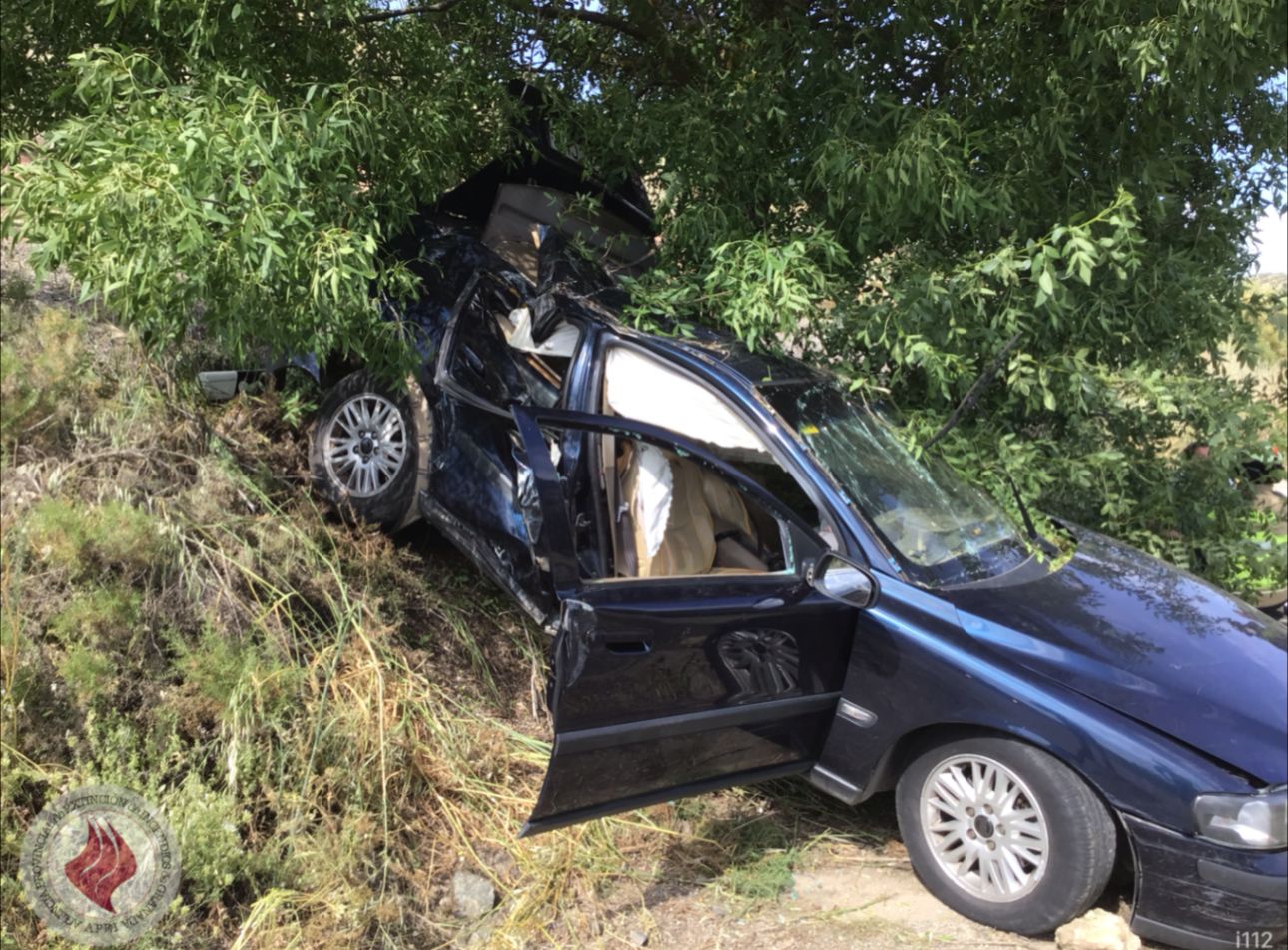 Estado en que quedó el vehículo tras precipitarse por el balate.