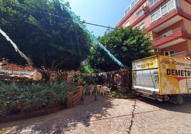 La plaza Muñoz, en el entorno de la calle de la Reina, preparada para el rodaje.