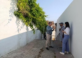 Visita a la calle donde se realiza la intervención.