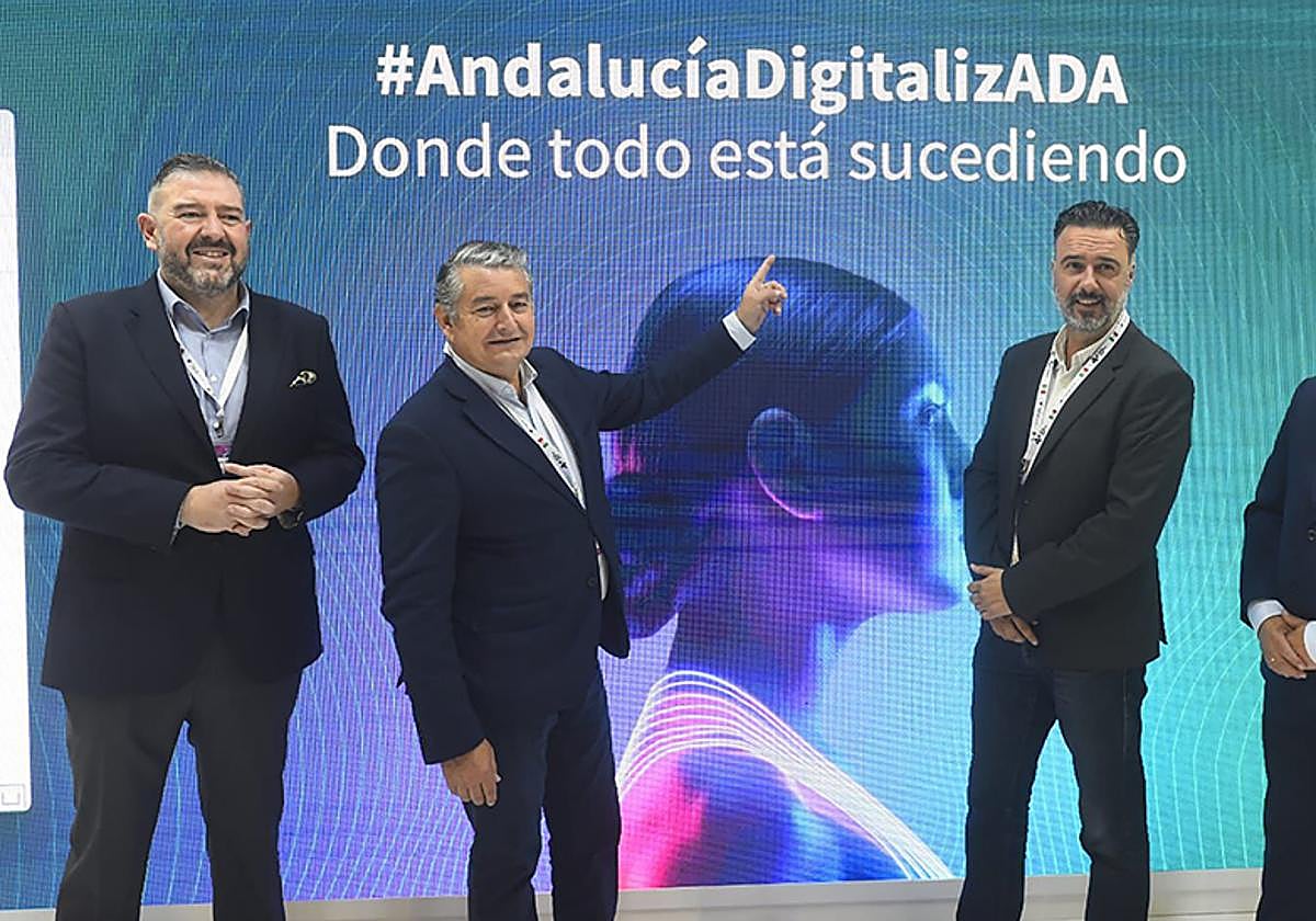 El consejero de la Presidencia, Antonio Sanz, ayer en el Digital Entreprise Show que se celebra en Málaga.