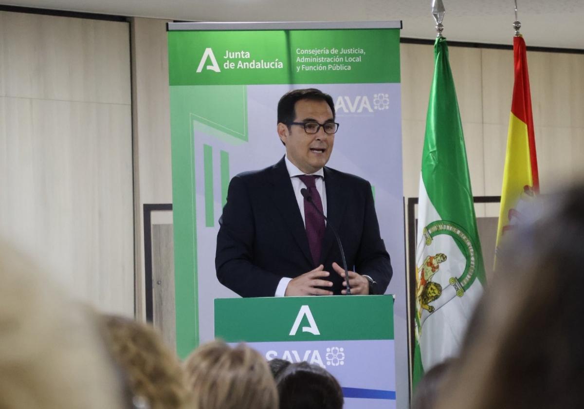 El consejero andaluz de Justicia, Administración Local y Función Pública, José Antonio Nieto, este martes en Granada.