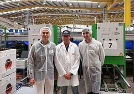 El delegado de Empleo, Amós García, durente su visita a las instalaciones de Ejidomar.