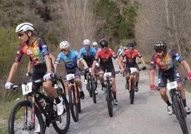 Los corredores, en una prueba del circuito provincial.