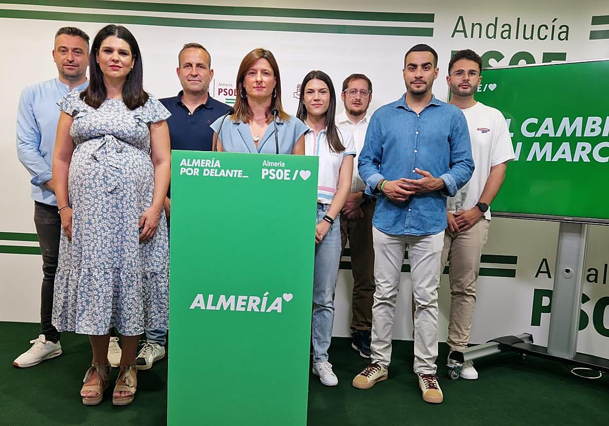 El PSOE afea que el 'no' de la Junta al plan de vivienda del Gobierno «bloquea más de 50 millones para Almería»