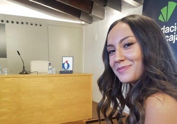 La periodista de IDEAL Sandra Martínez gana el Premio Pedro Antonio de
