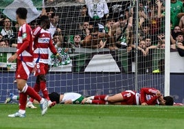 Jugadores del Granada, en El Sardinero.
