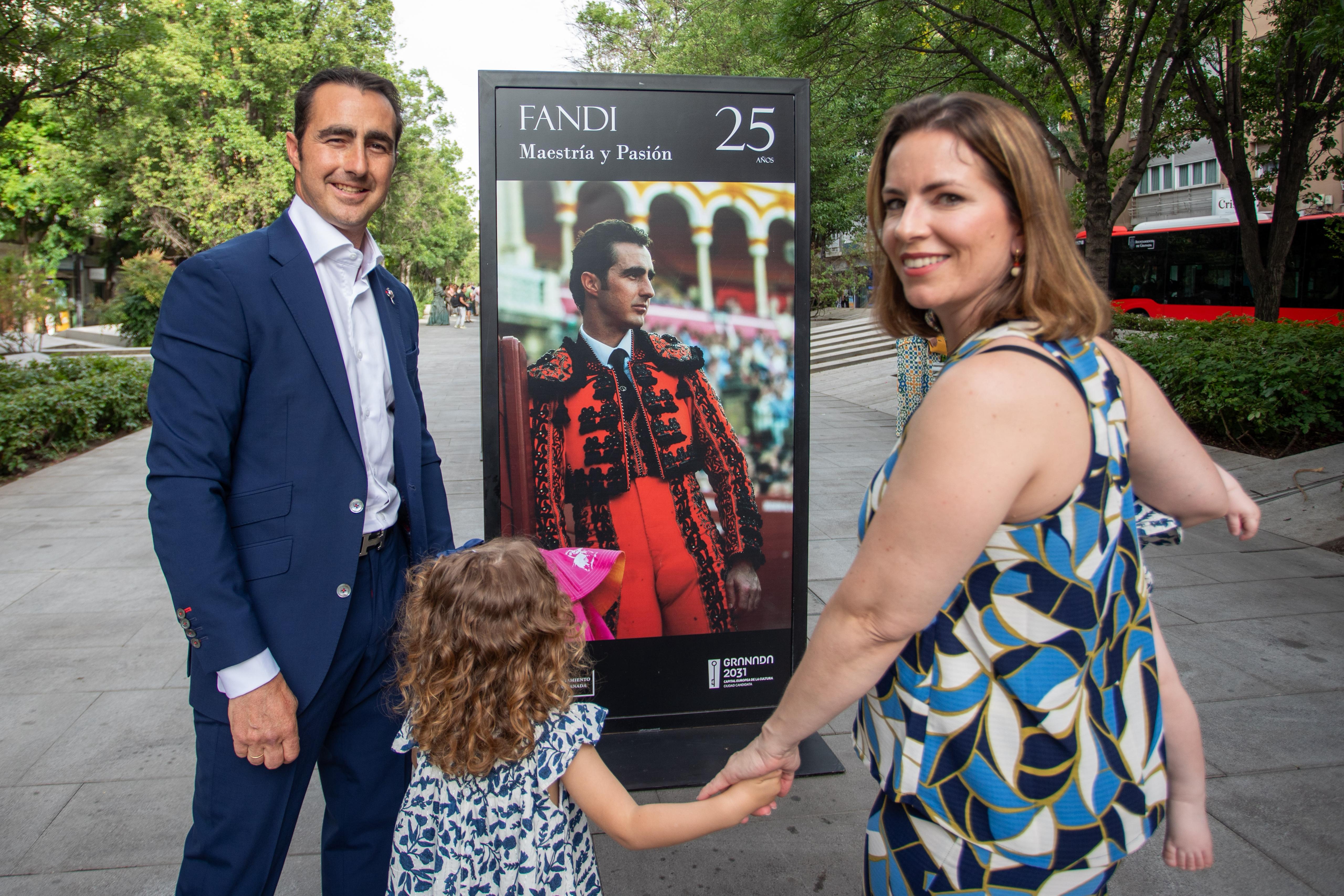 Las imágenes del homenaje a 'El Fandi' en el 25 aniversario de su alternativa