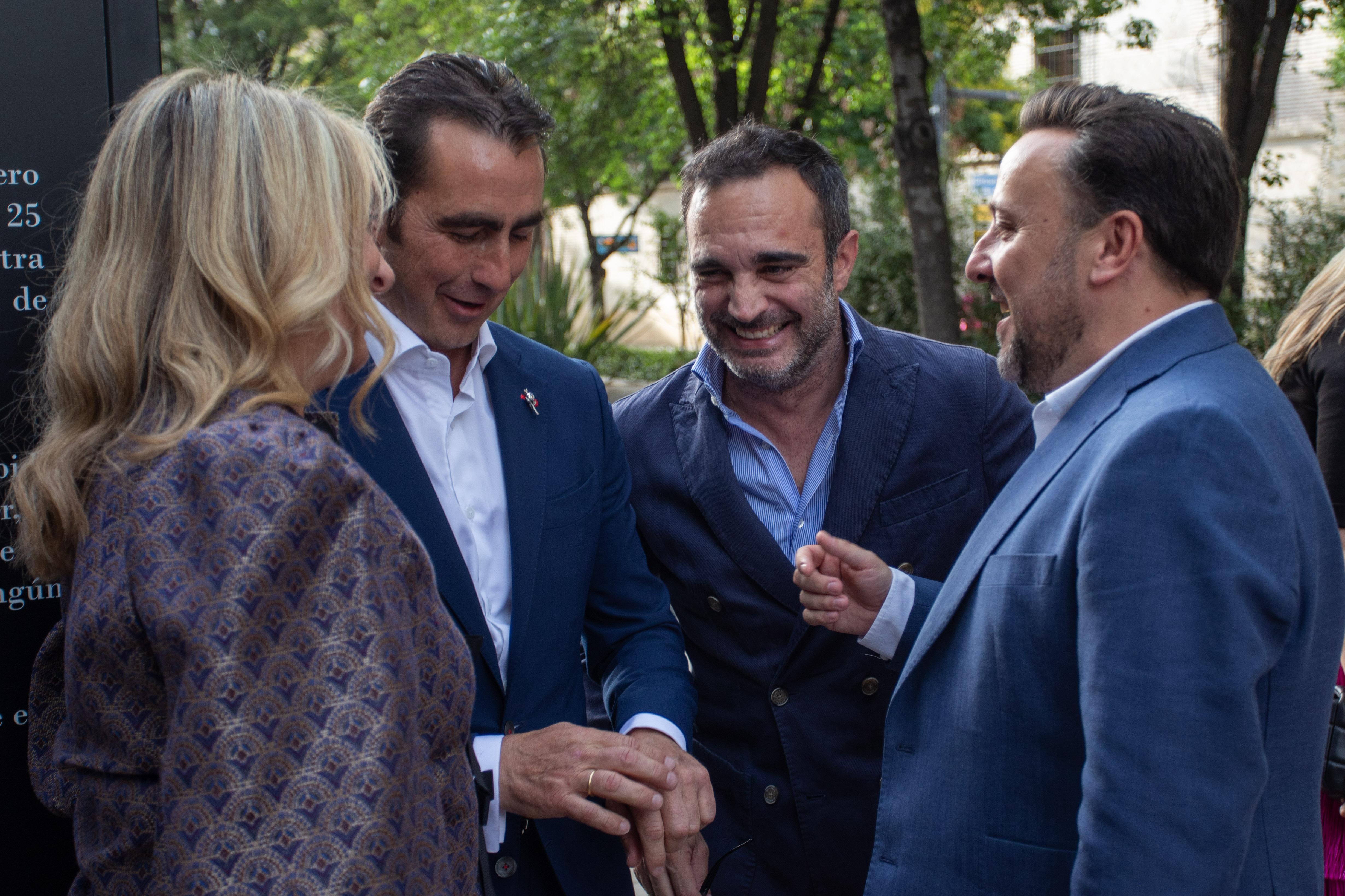 Las imágenes del homenaje a 'El Fandi' en el 25 aniversario de su alternativa