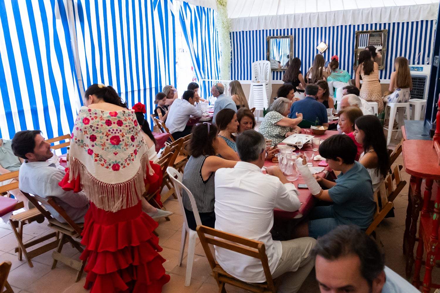 Granada disfruta del domingo de Corpus