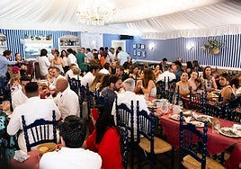 Granada disfruta del domingo de Corpus