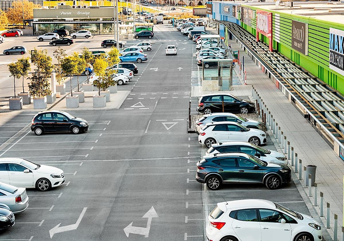 El Parque comercial Granaita