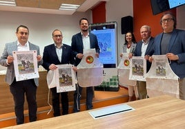 La presentación ha tenido lugar en la Antigua Escuela de Magisterio de la UJA.