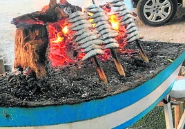 Los chiringuitos donde se pueden comer los mejores espetos de Andalucía
