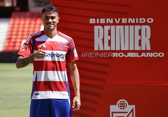 Reinier, en su presentación.