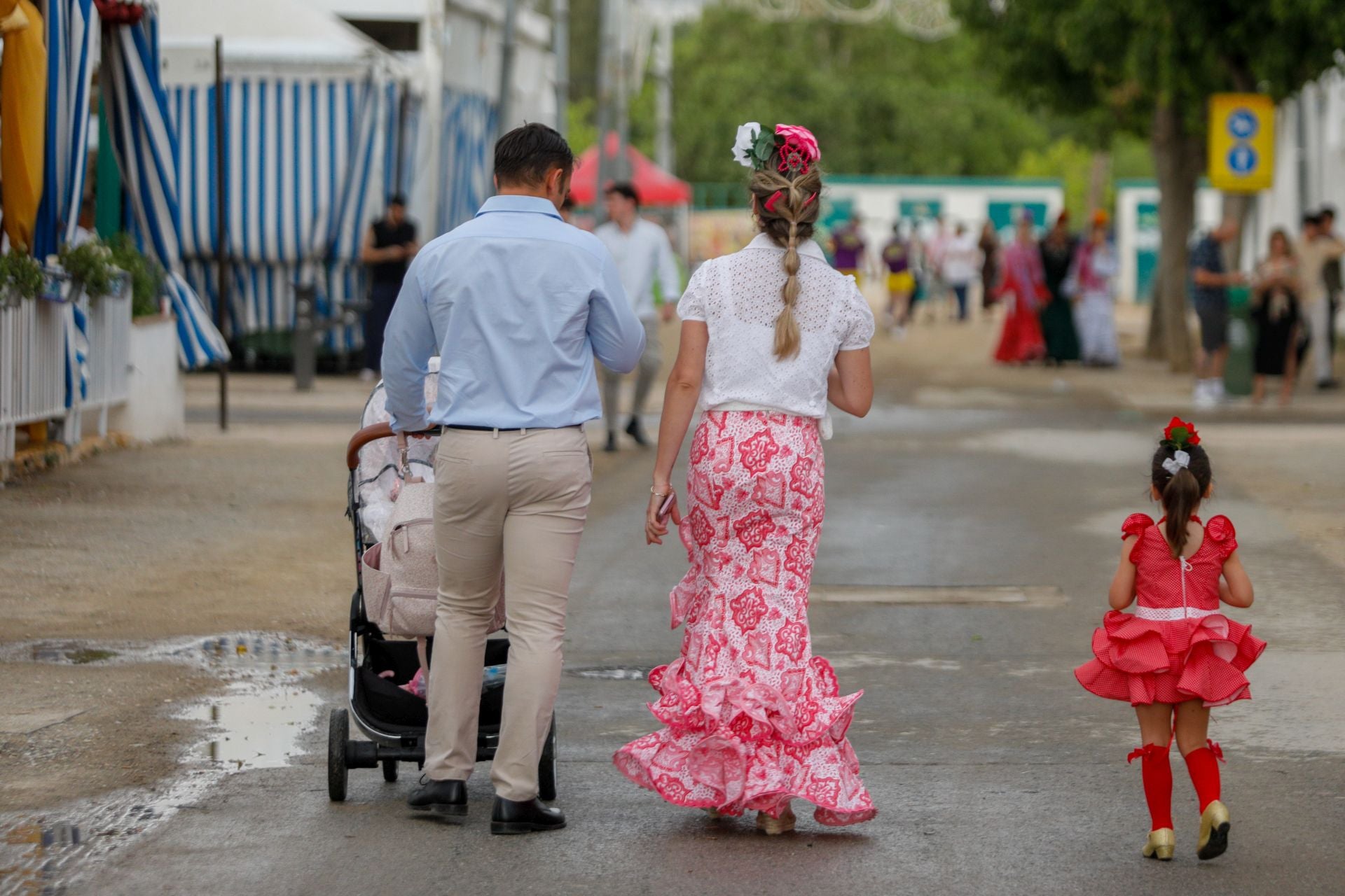 Las mejores imágenes del viernes de Corpus: los Morente, los Mutantes y la manta de agua