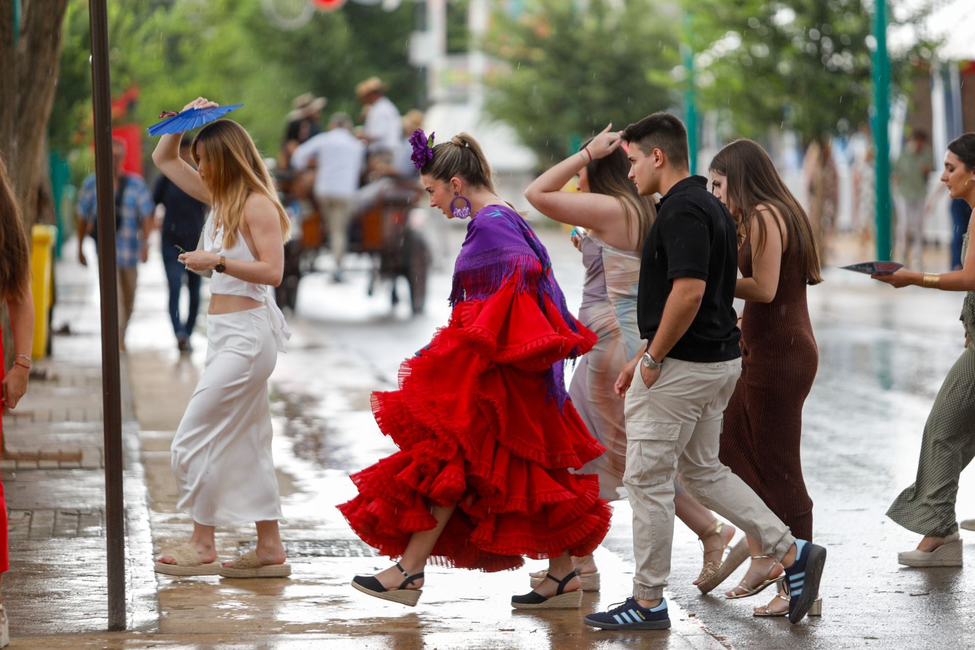 Las mejores imágenes del viernes de Corpus: los Morente, los Mutantes y la manta de agua