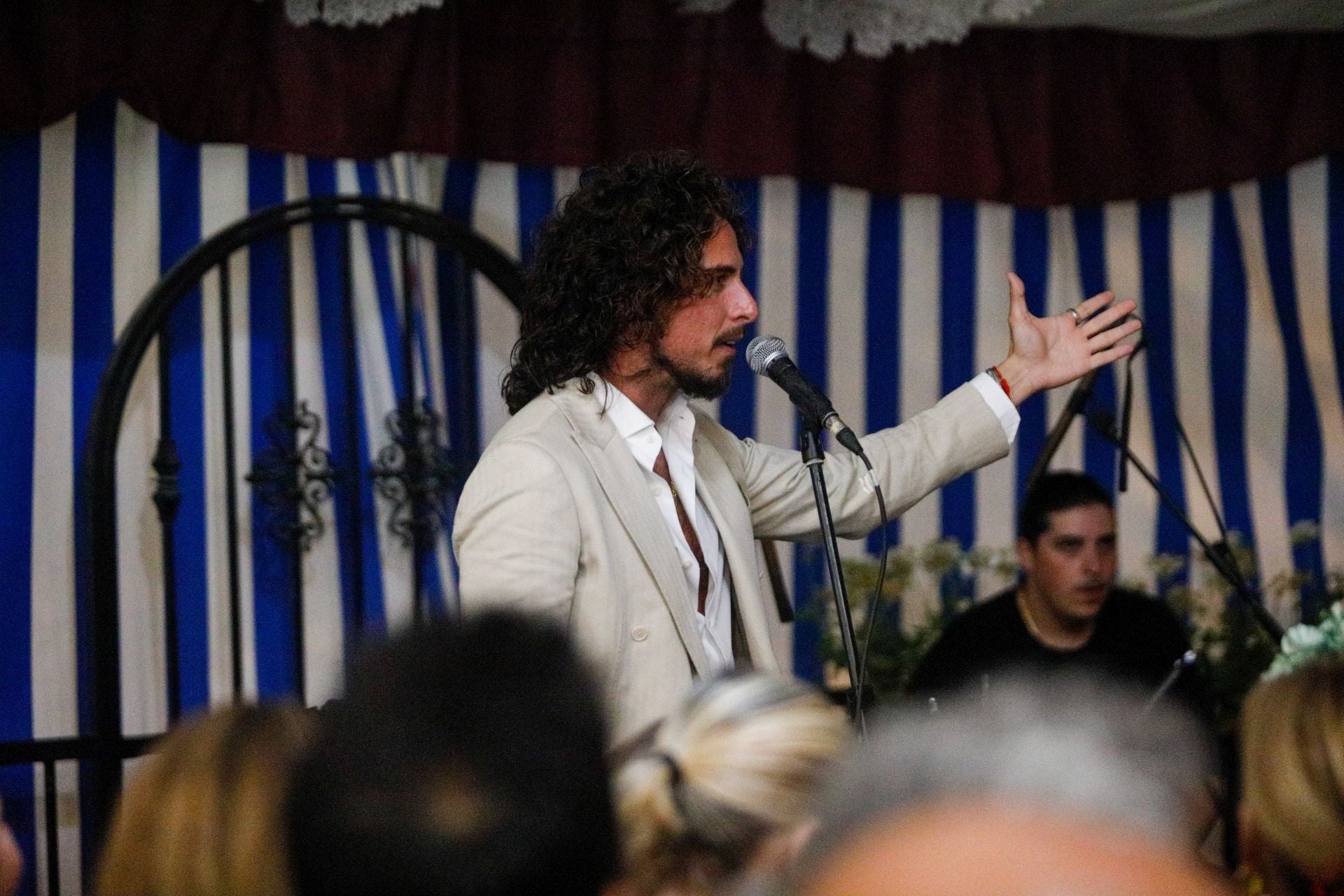 Las mejores imágenes del viernes de Corpus: los Morente, los Mutantes y la manta de agua