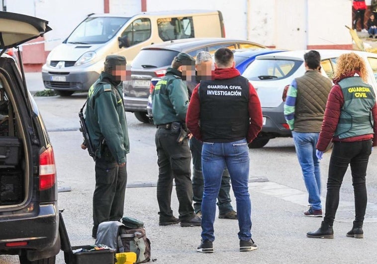 Piden penas de diez años de prisión a los cuatro acusados por un tiroteo en Alhendín