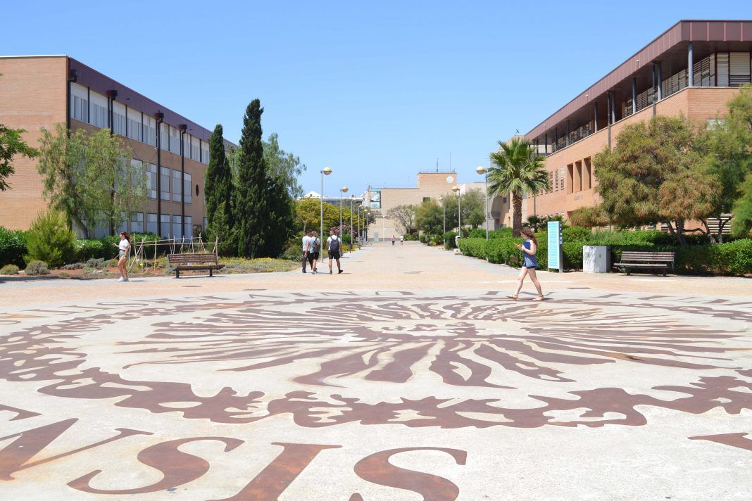 La Universidad de Almería, entre las 20 mejores de...