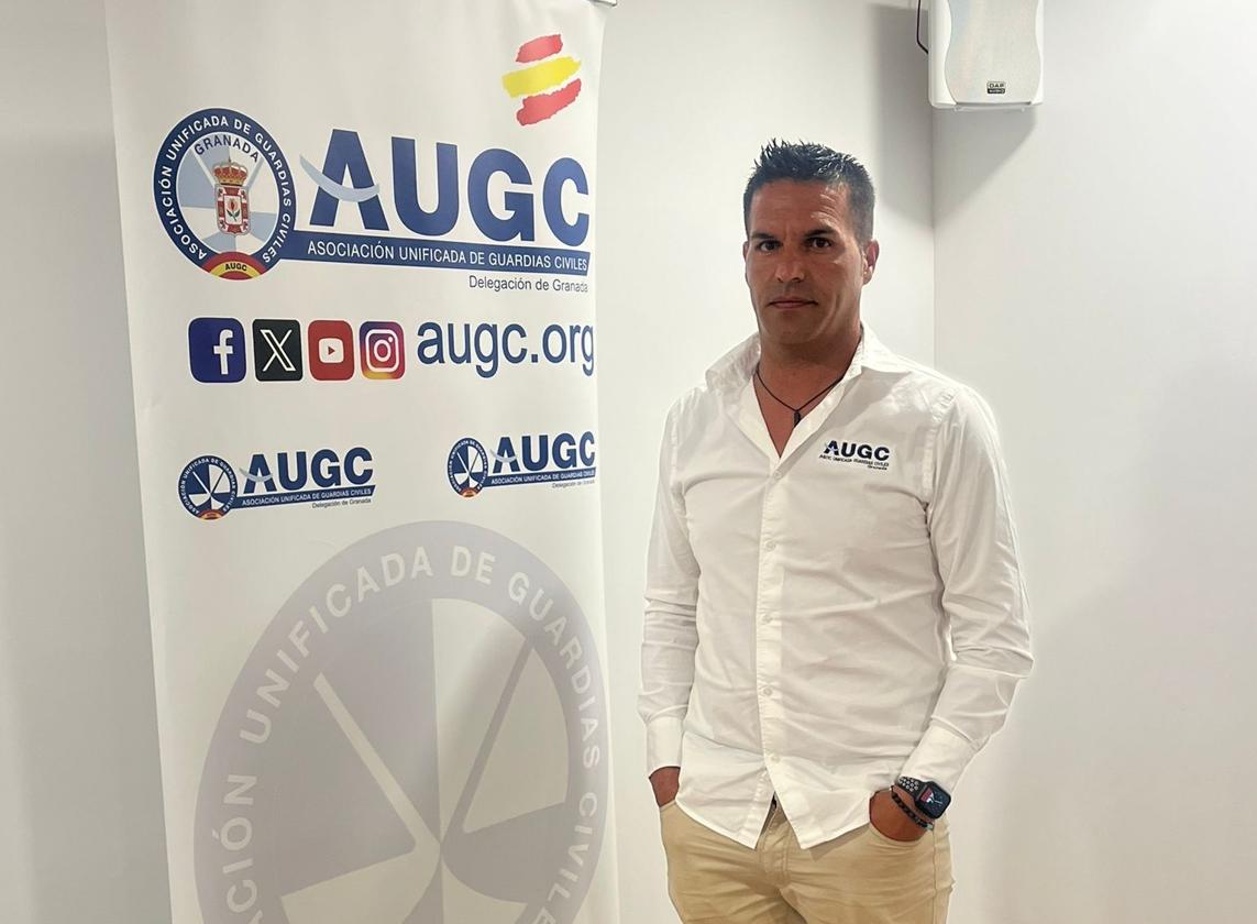 El guardia civil Antonio Molina, nuevo secretario provincial de la Asociación unificada de guardias civiles en Granada.