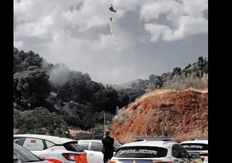 Incendio en el entrono del cementero de Granada.