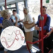 Carazo viaja en uno de los buses de la línea 7.