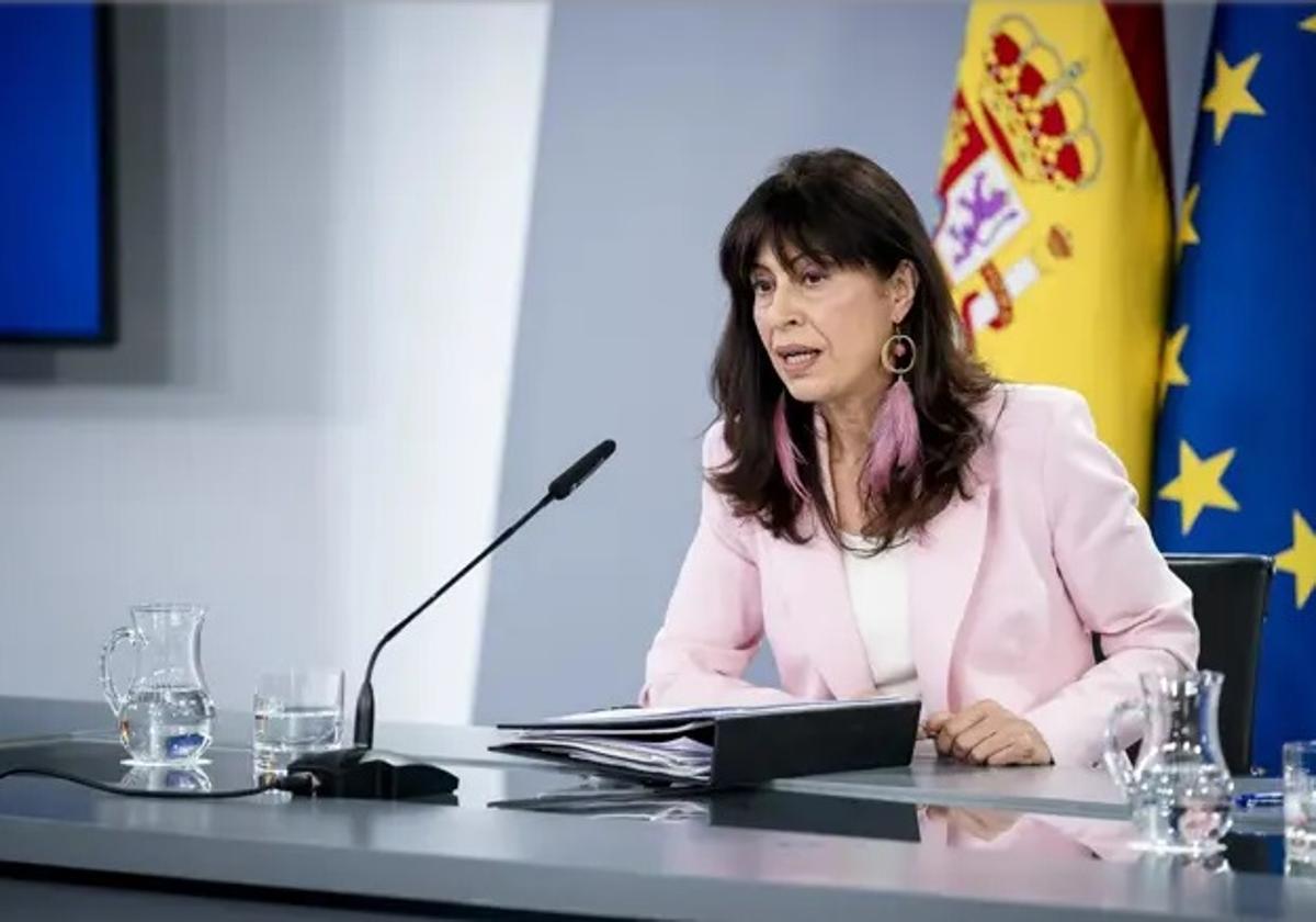 Redondo pide acabar con la violencia contra mujeres tras la...