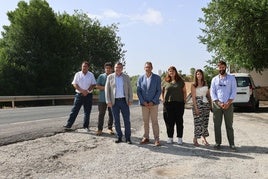 El subdelegado del Gobierno y el alcalde de Íllora visitan la zona donde se ejecutarán las obras de la N-432
