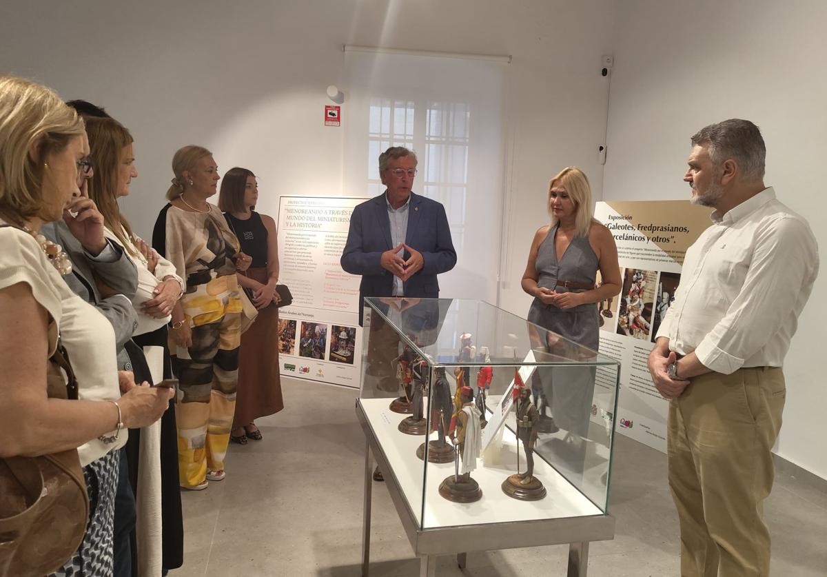 Los Baños del Naranjo exhiben una muestra de miniaturas...