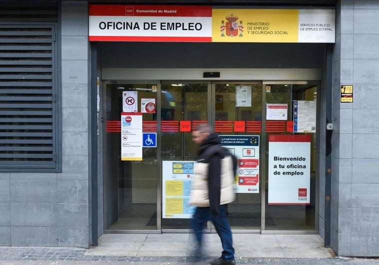 La ayuda de 480 euros que ofrece el SEPE estando trabajando: los requisitos para conseguirla