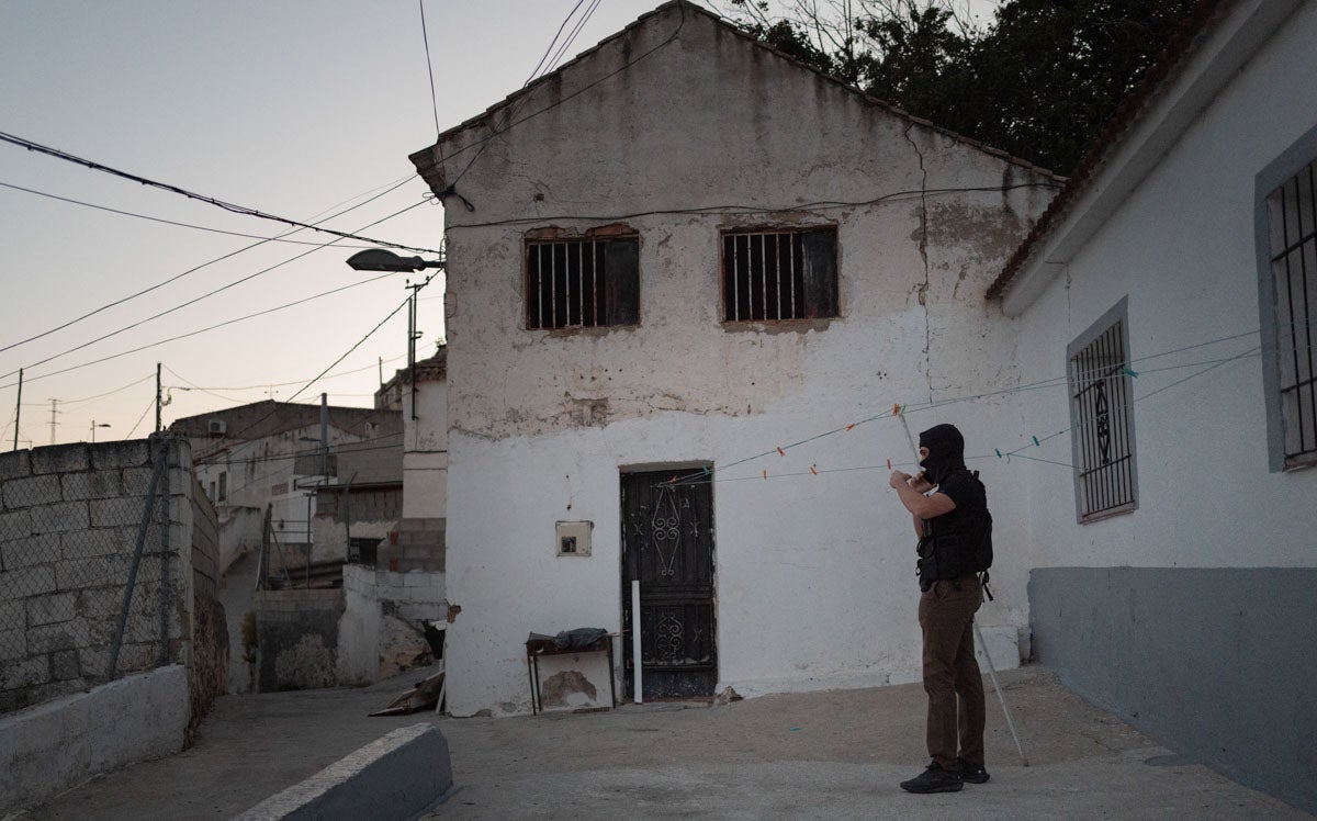 Las imágenes de la redada de la Guardia Civil contra un clan de atracadores