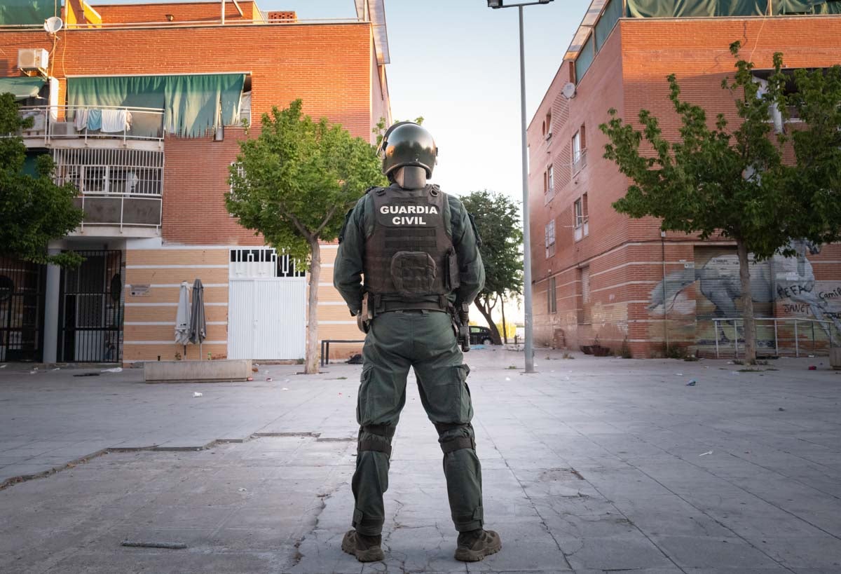 Las imágenes de la redada de la Guardia Civil contra un clan de atracadores