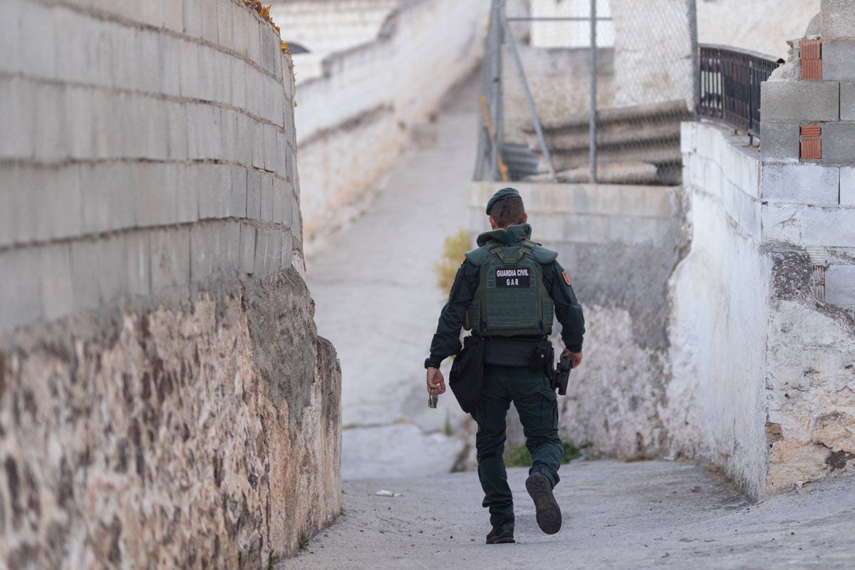 Las imágenes de la redada de la Guardia Civil contra un clan de atracadores