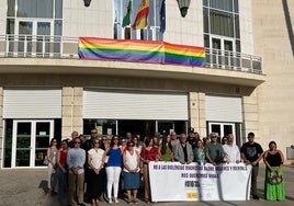 Jornada con minuto de silencio a las puertas de la Subdelegación del Gobierno en Jaén.