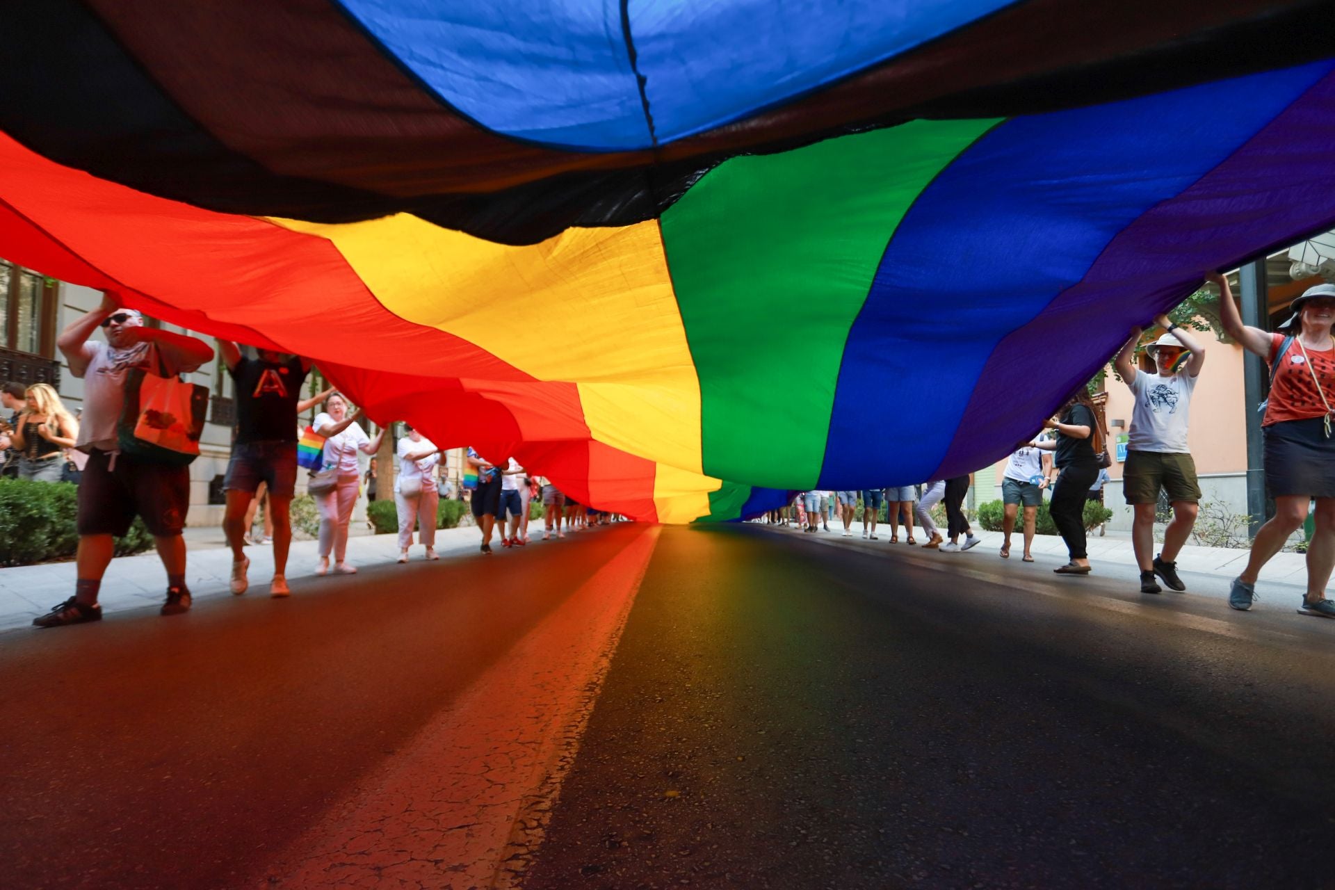 Las imágenes de la manifestación del Orgullo en Granada