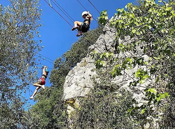 Andalucía impulsa su campaña estival con la Semana de Vacaciones y un programa ampliado de campamentos de verano