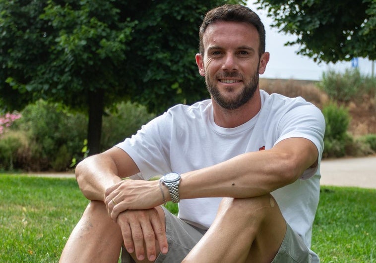 «Retirarme como capitán del Granada era lo que más quería»