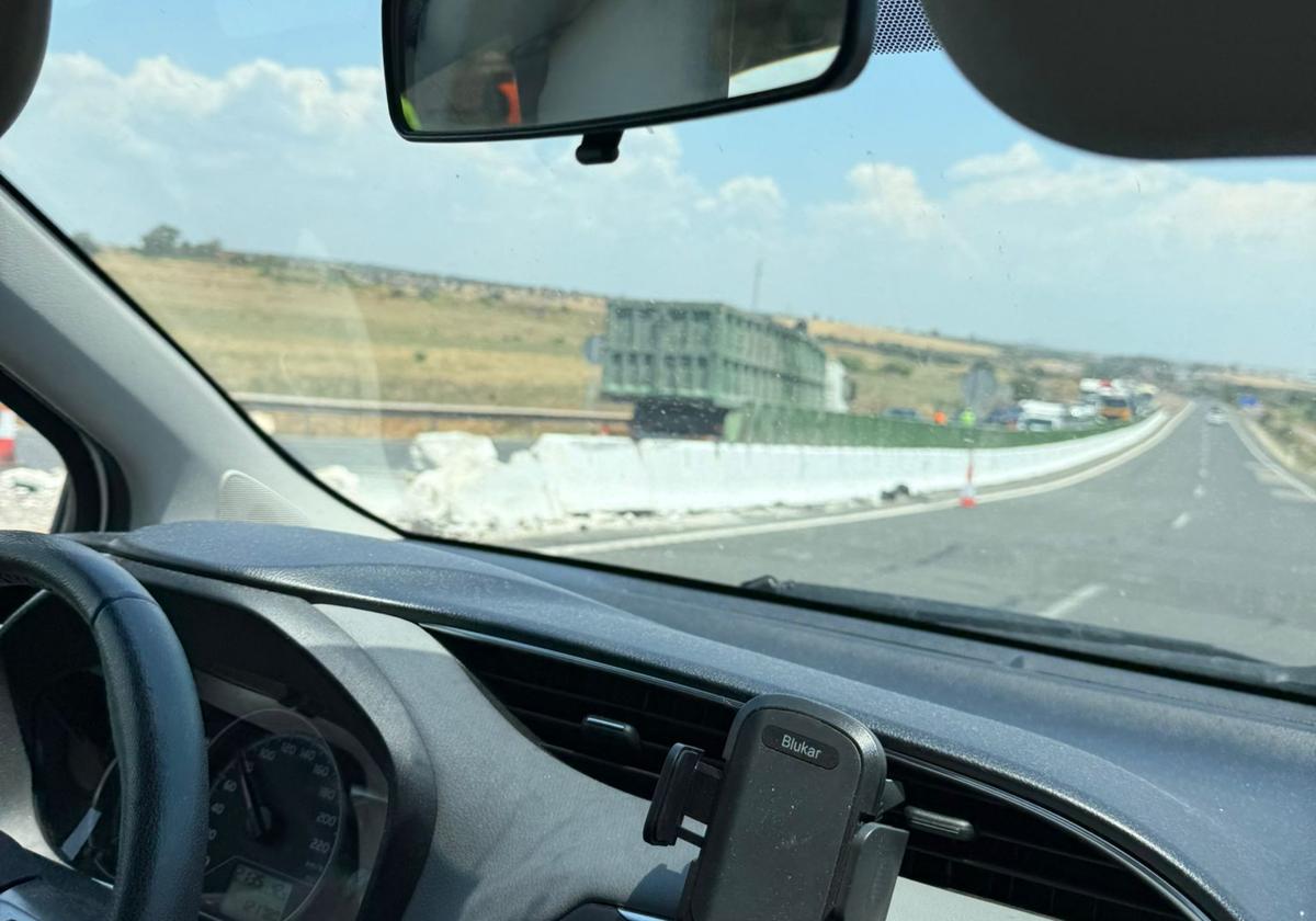 La colisión de dos camiones en Bailén deja dos...