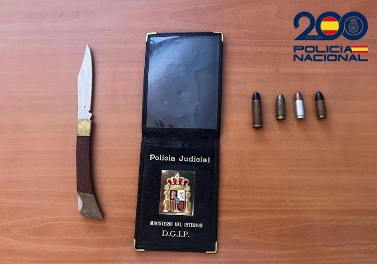 Un expolicía detenido por ayudar a un clan de la coca, arrestado de nuevo por hacerse pasar por agente en un pub