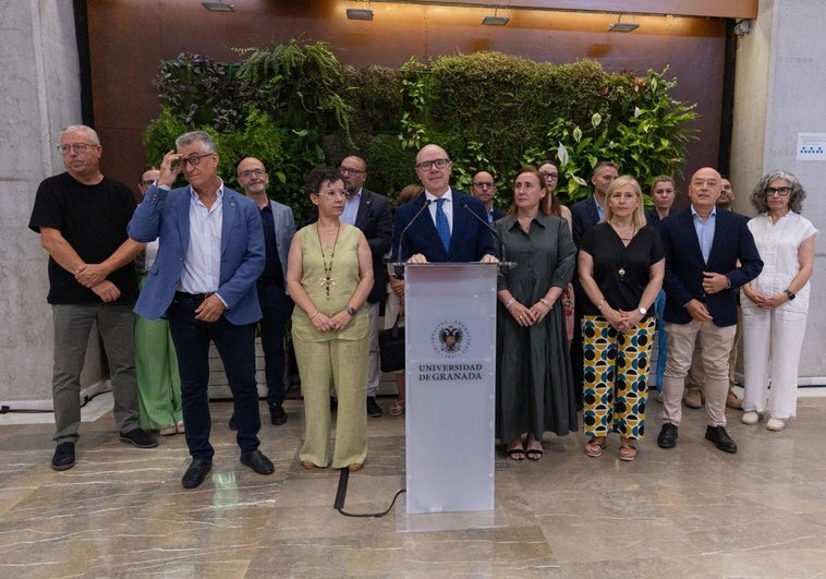 Más de 1.000 alumnos, afectados por la suspensión del grado de IA: la UGR recurrirá el informe desfavorable