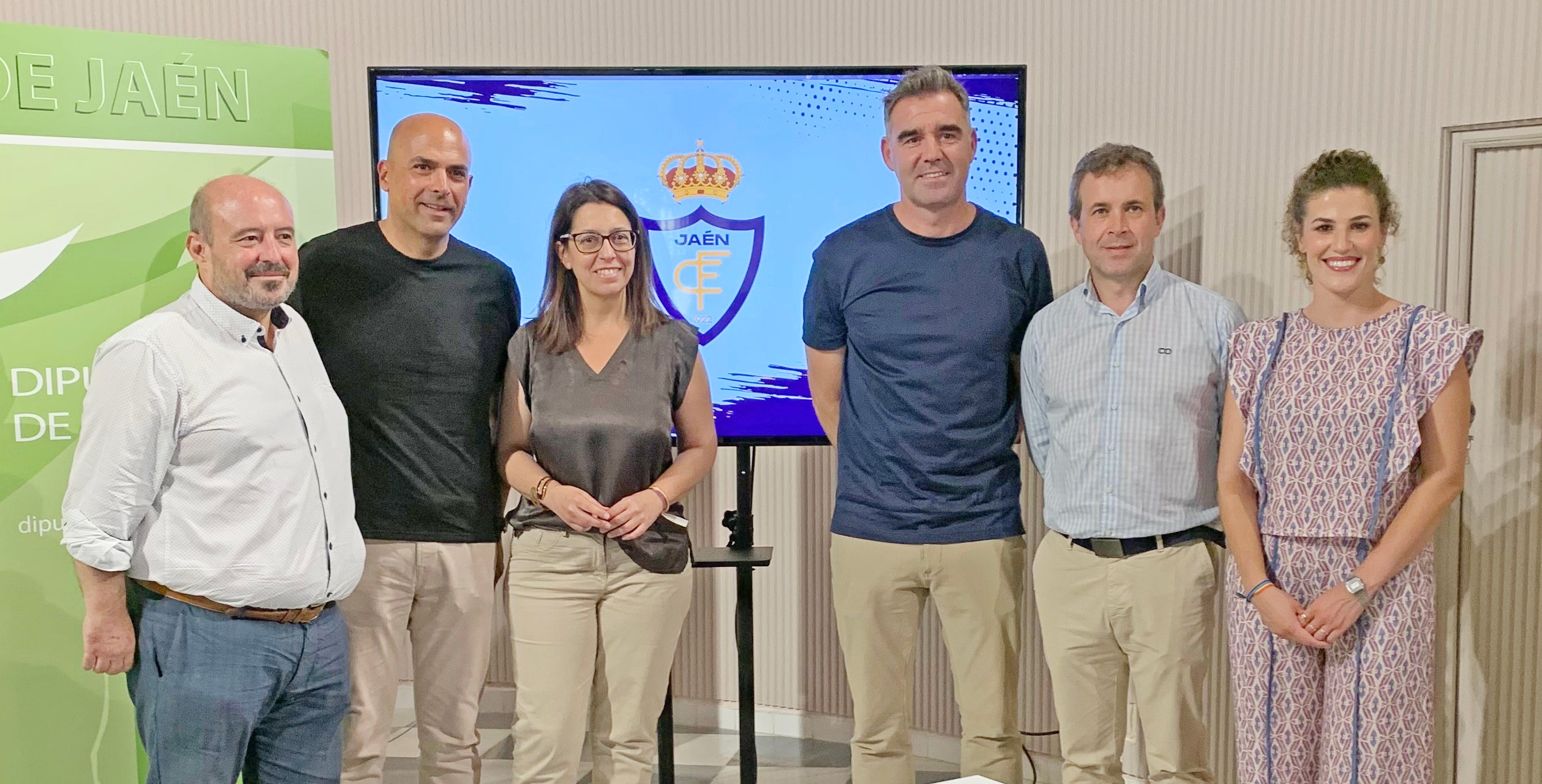 Acto de presentación de la campaña de abonados del Real Jaén CF.