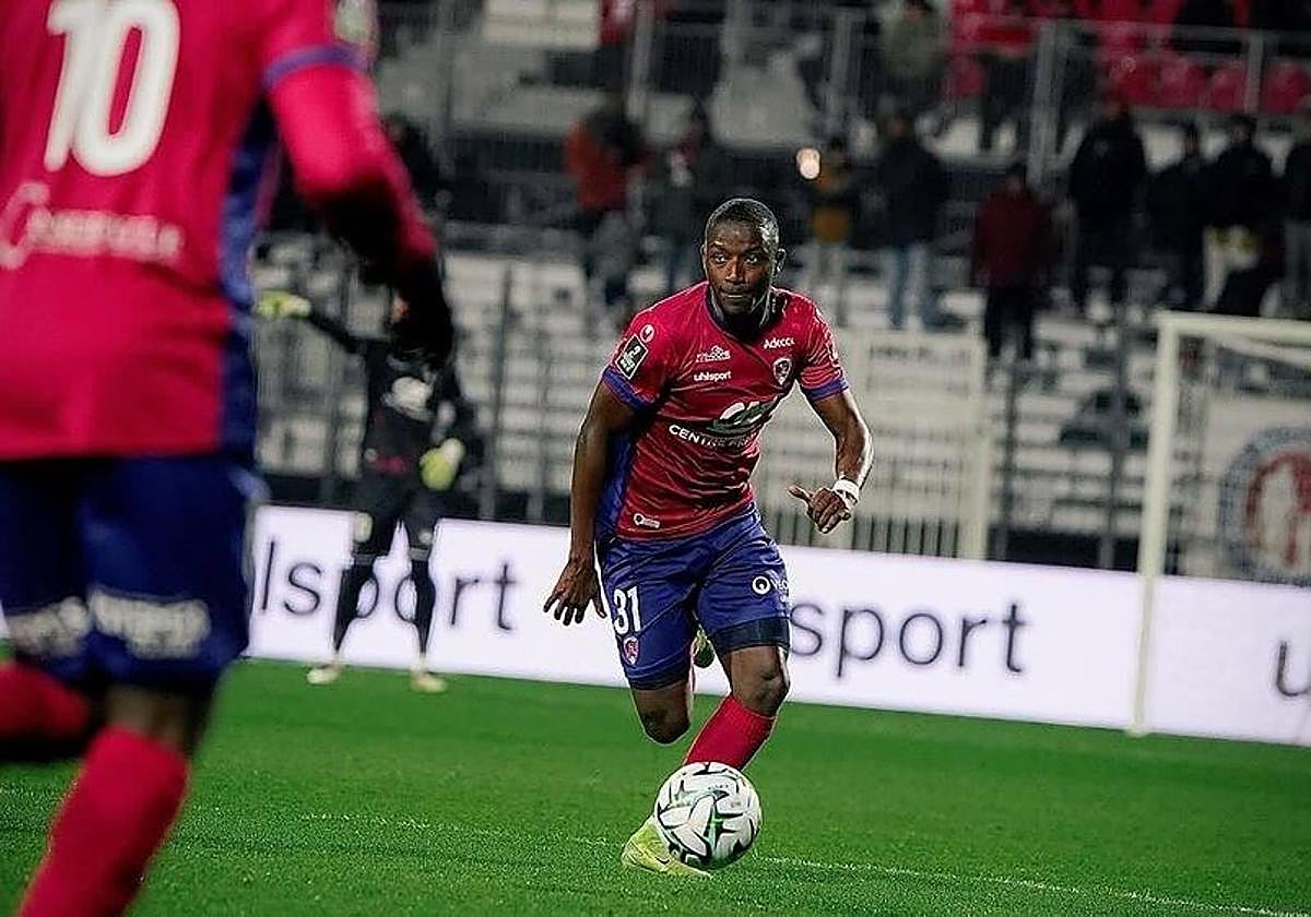 Diallo, el siguiente en oficializarse mientras siguen los flecos con Faye